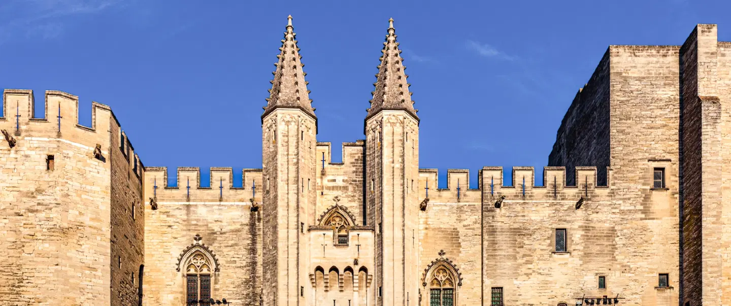 Provence Day Trip exploring L’Isle-sur-la-Sorgue antique markets & UNESCO Avignon, Palais des Papes.