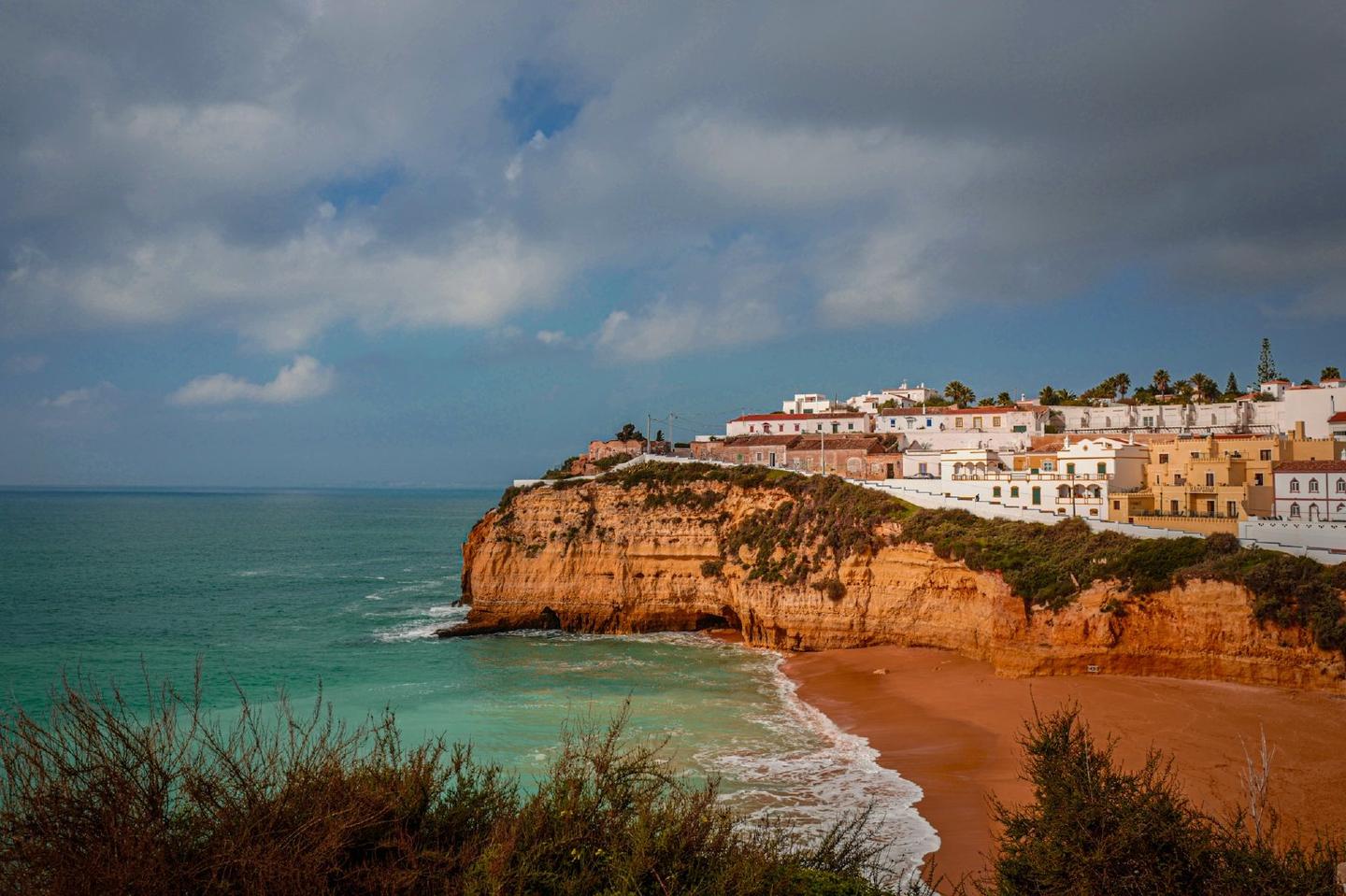 7 days in Algarve exploring inland villages, food traditions, crafts, farms, and landscapes.
