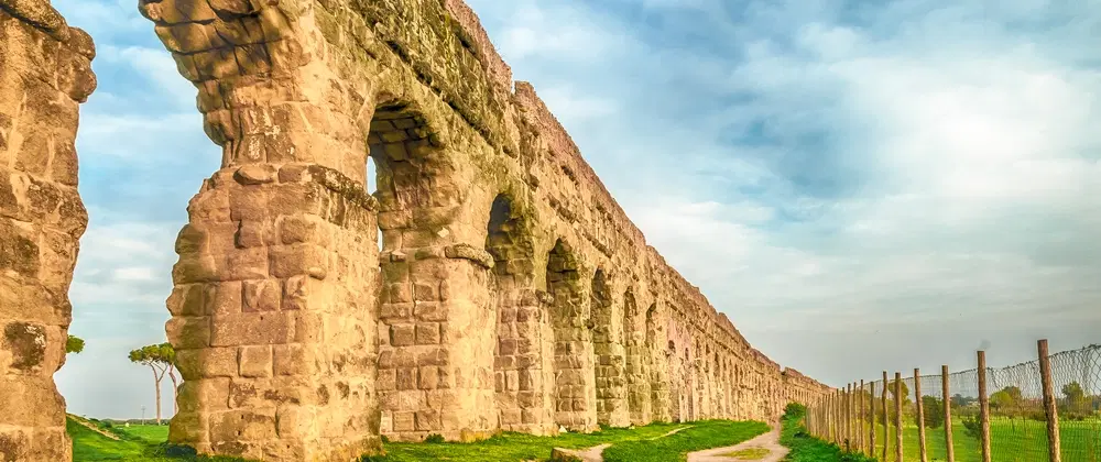 Running Tour in Rome through Aqueduct Park, combining history, stunning views, and outdoor exercise.