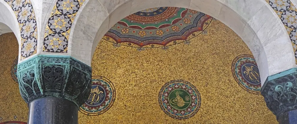 Walking Tour of Istanbul’s Byzantine sites for first-timers: Hagia Sophia, Cistern, and Hippodrome.