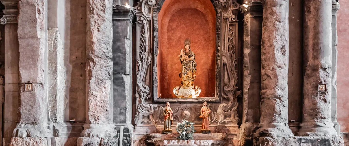 Cultural Walking Tour of Lisbon’s soul through azulejos, cuisine, historic streets, Fado, stories.
