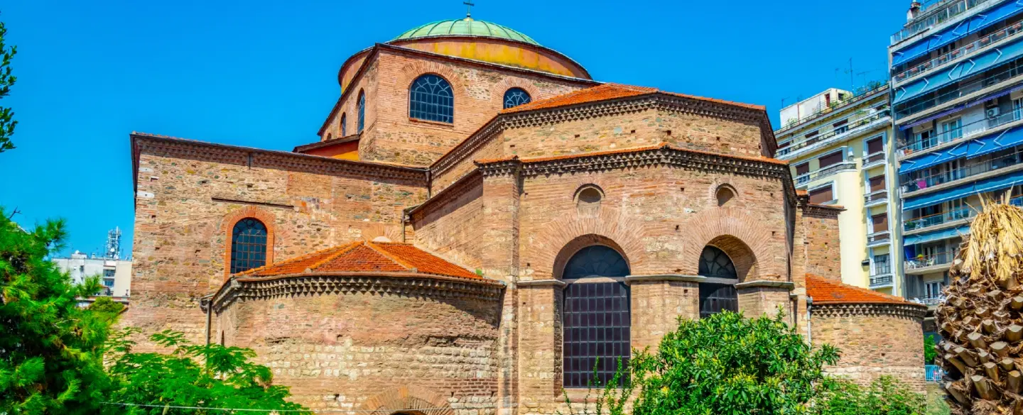 History Tour in Thessaloniki, uncovering Roman, Byzantine and Ottoman legacies over centuries.