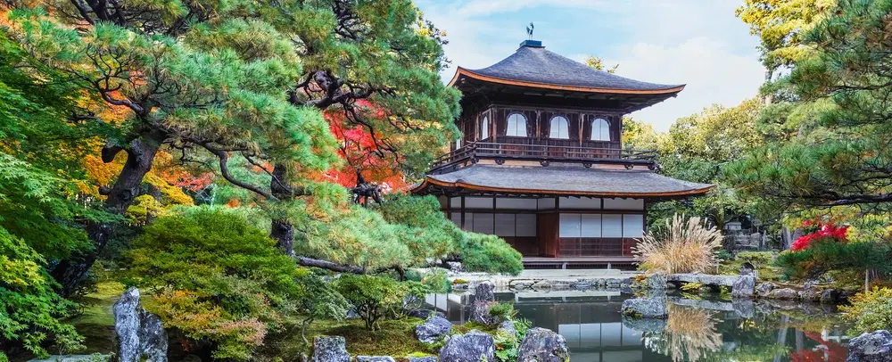 Cultural Tour in Kyoto: Zen beauty & meaning from Ginkaku-ji to Higashiyama via Philosopher’s Path.