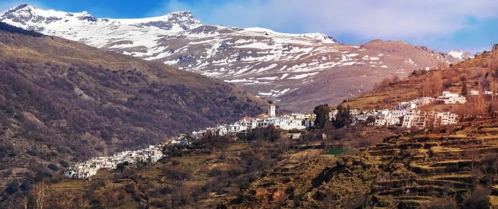 La Alpujarra Day Trip from Granada: whitewashed Moorish villages, artisans, and Sierra Nevada views.