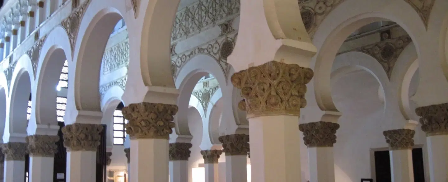 Toledo Jewish Quarter Tour with historic synagogues, tastings and views, easy Day Trip from Madrid.