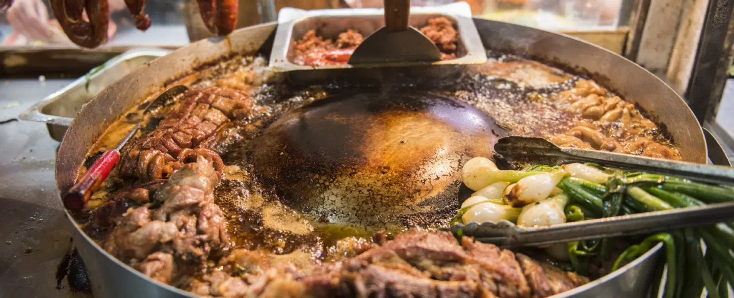 Food Tour in Mexico City, a one-of-a-kind experience through the colorful and chaotic Merced Market.