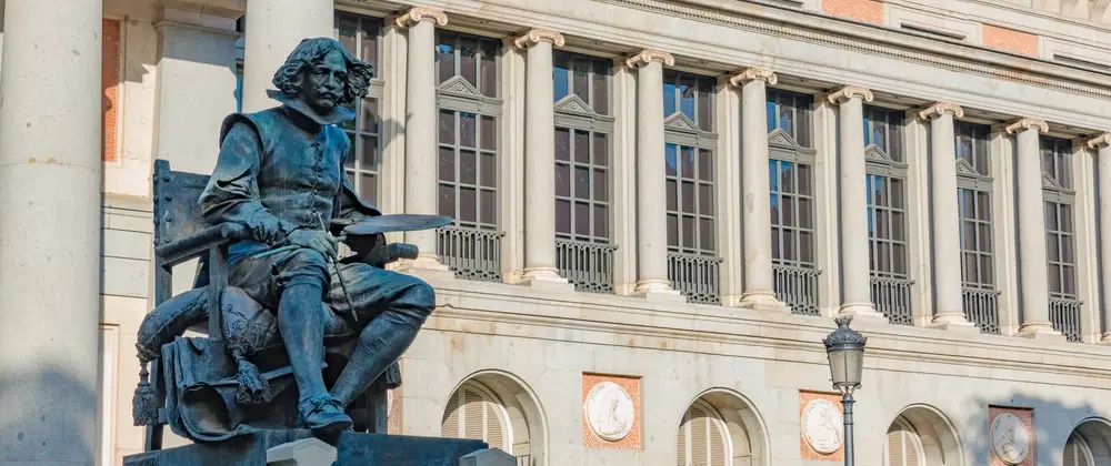 Art Tour of Prado & Reina Sofía in Madrid with Paseo del Prado walk and tapas in Letras district.