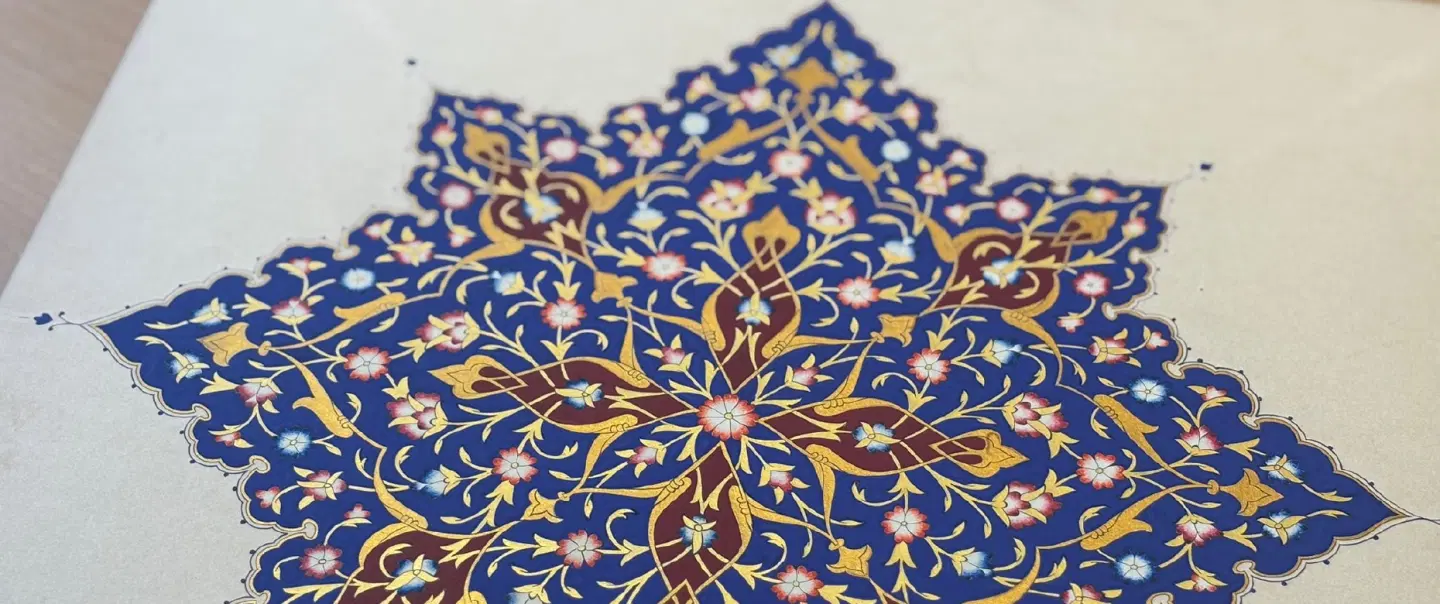 Art Workshop in Istanbul with Tezhip master: learn Ottoman gold illumination and create your own.