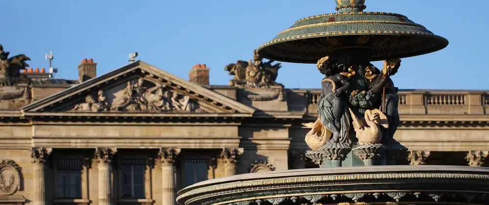 Walking Tour in Paris exploring French revolutionary history from 1789, the Commune, to May 1968.