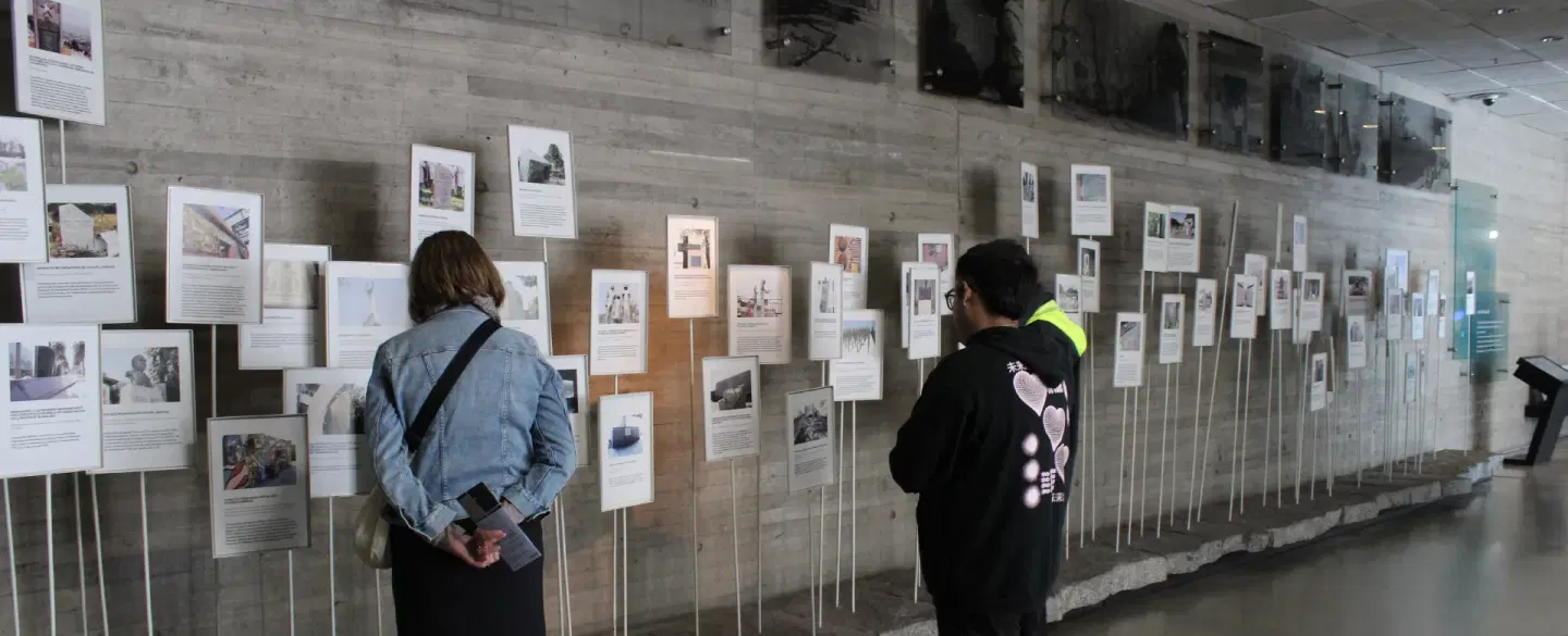 Santiago Memory and Human Rights Museum tour with a political analyst on Chile's recent history.