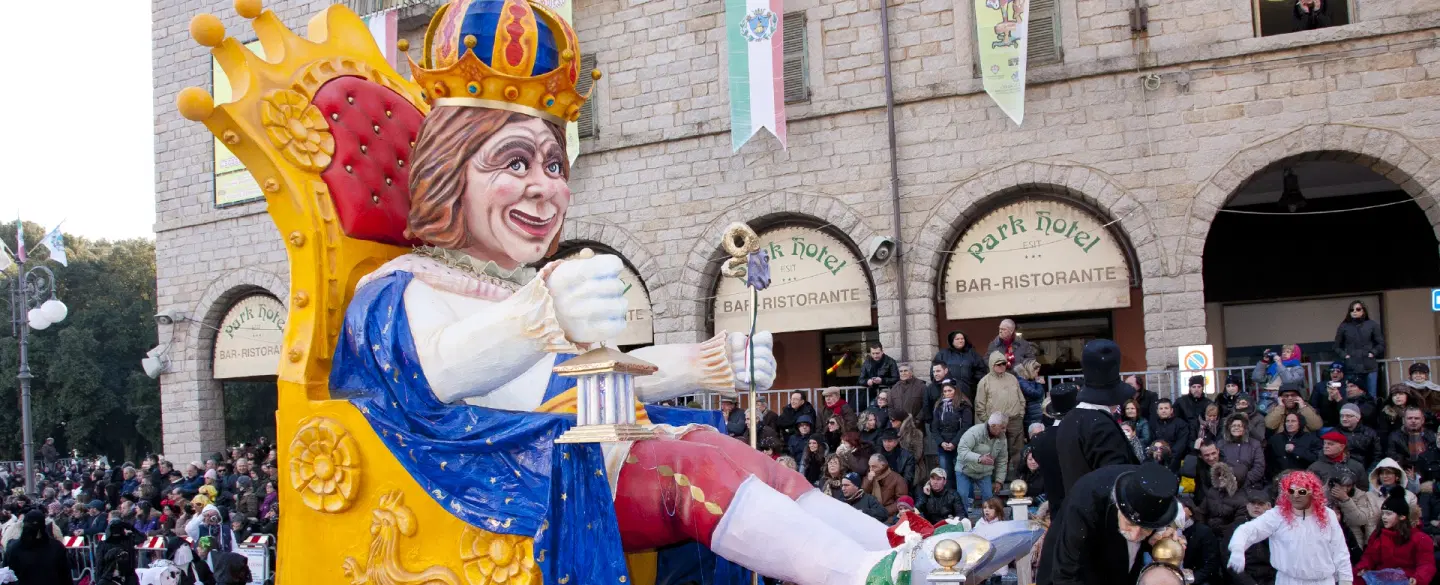 Tempio Pausania Carnival (Carnevale) Photo Tour in Sardinia capturing parade, tradition, dance-offs.
