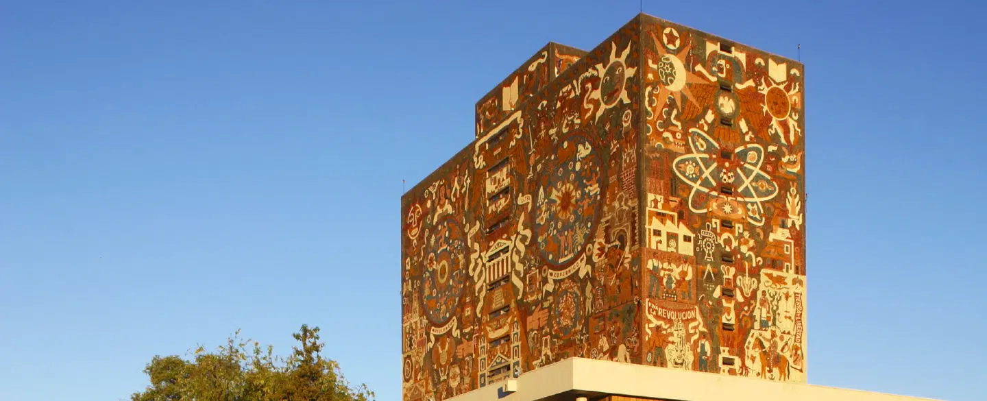 Photoshoot Tour at UNAM, a UNESCO World Heritage Site in Mexico City with murals and local food.