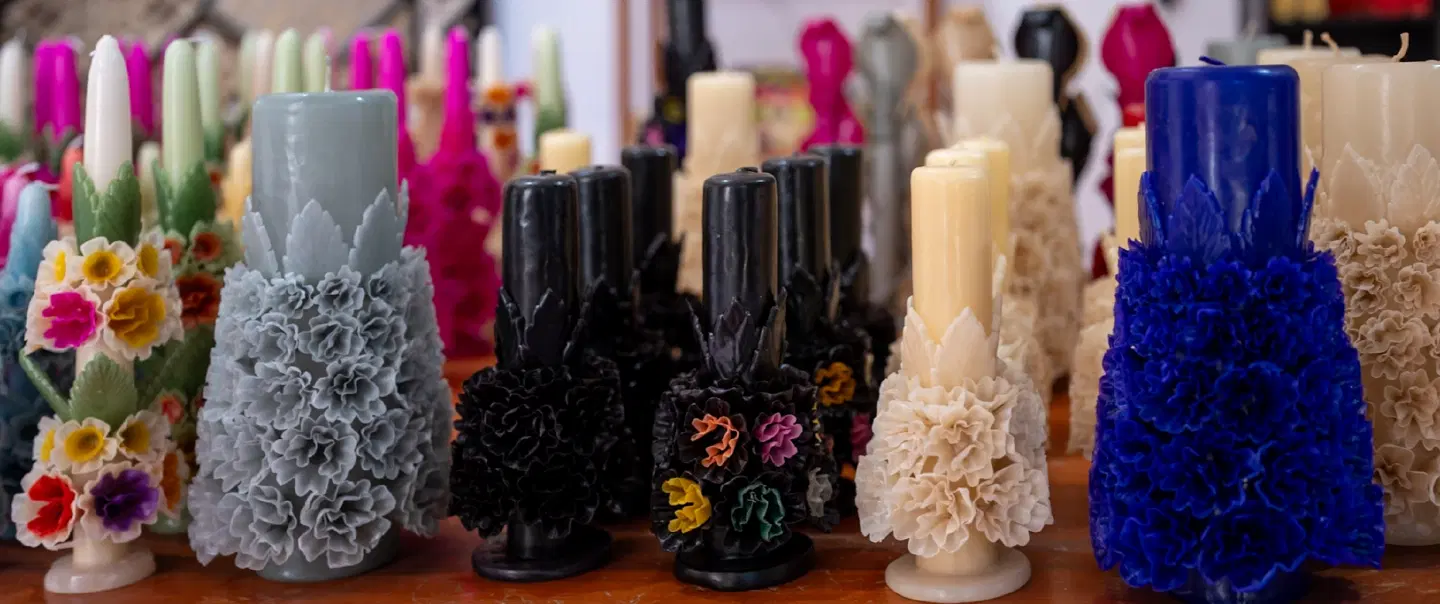 Craft Tour in Oaxaca with Zapotec candle-making, beeswax flower art, ancestral stories, local lunch.