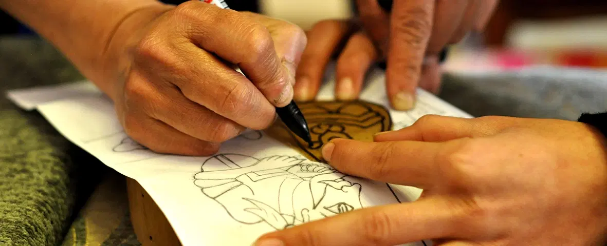 Craft Tour in Istanbul with UNESCO-listed Karagöz shadow puppetry and hands-on Ottoman workshop.
