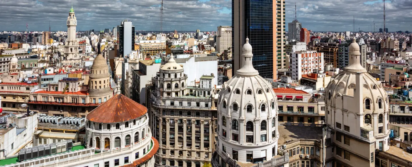 Photography Tour from exclusive urban and aerial viewpoints around Recoleta and Centro Buenos Aires.