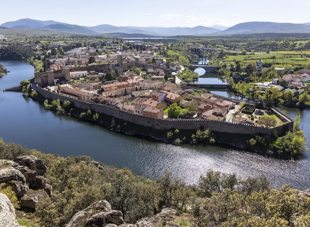 Medieval Day Trip from Madrid to Manzanares el Real & Buitrago del Lozoya with castle tour & lunch.
