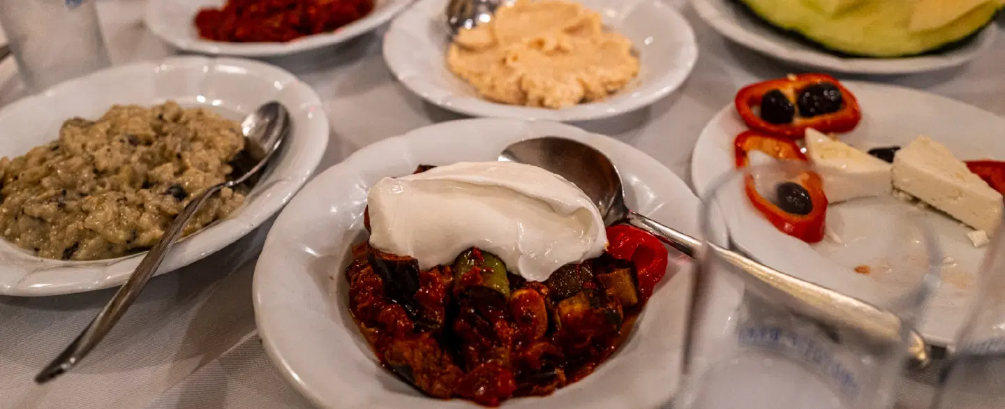 Food Experience in Istanbul’s Meyhane culture with rakı, meze, and expert-led culinary storytelling.