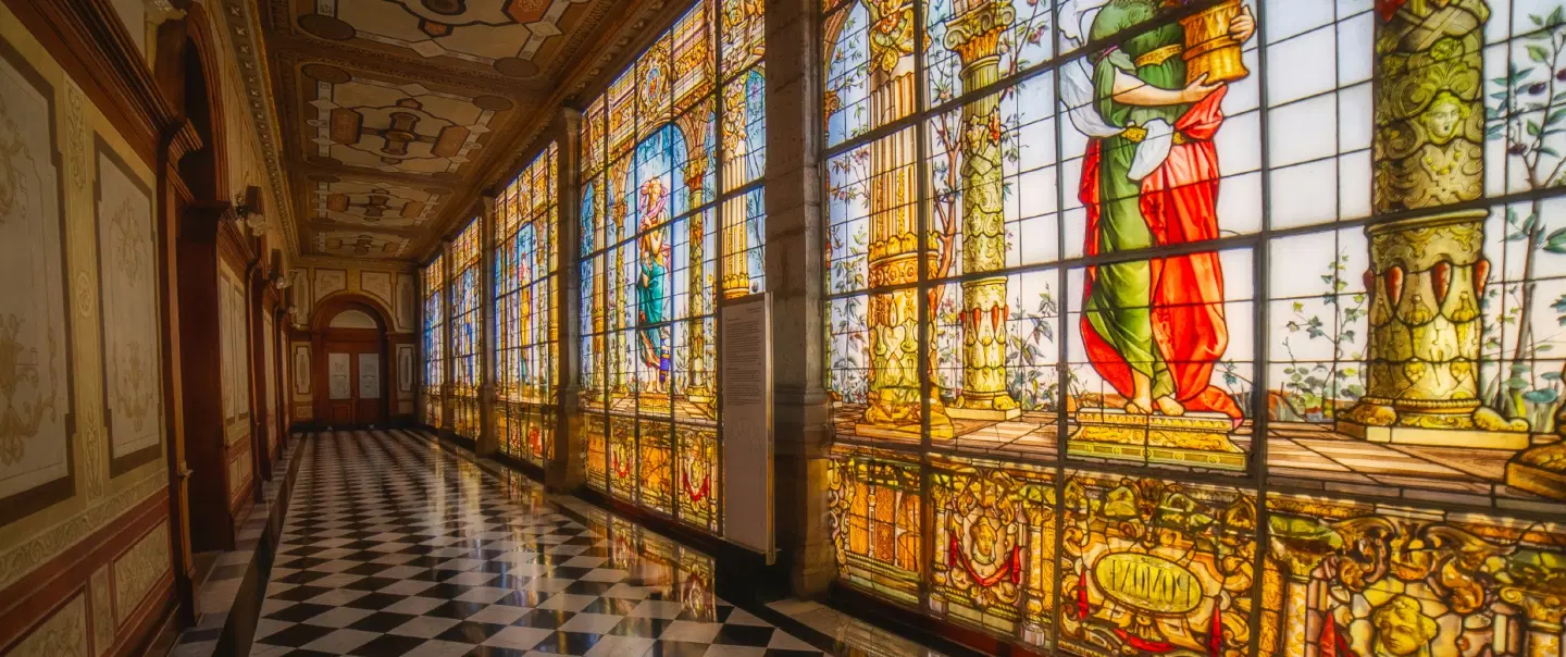 Chapultepec Museums Tour in Mexico City: Anthropology Museum, Chapultepec Castle or Tamayo Art.