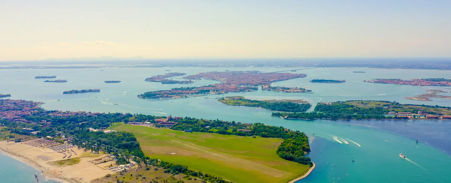Boat Tour in Venice exploring the lagoon, Sant’Erasmo and the islands beyond the Grand Canal.