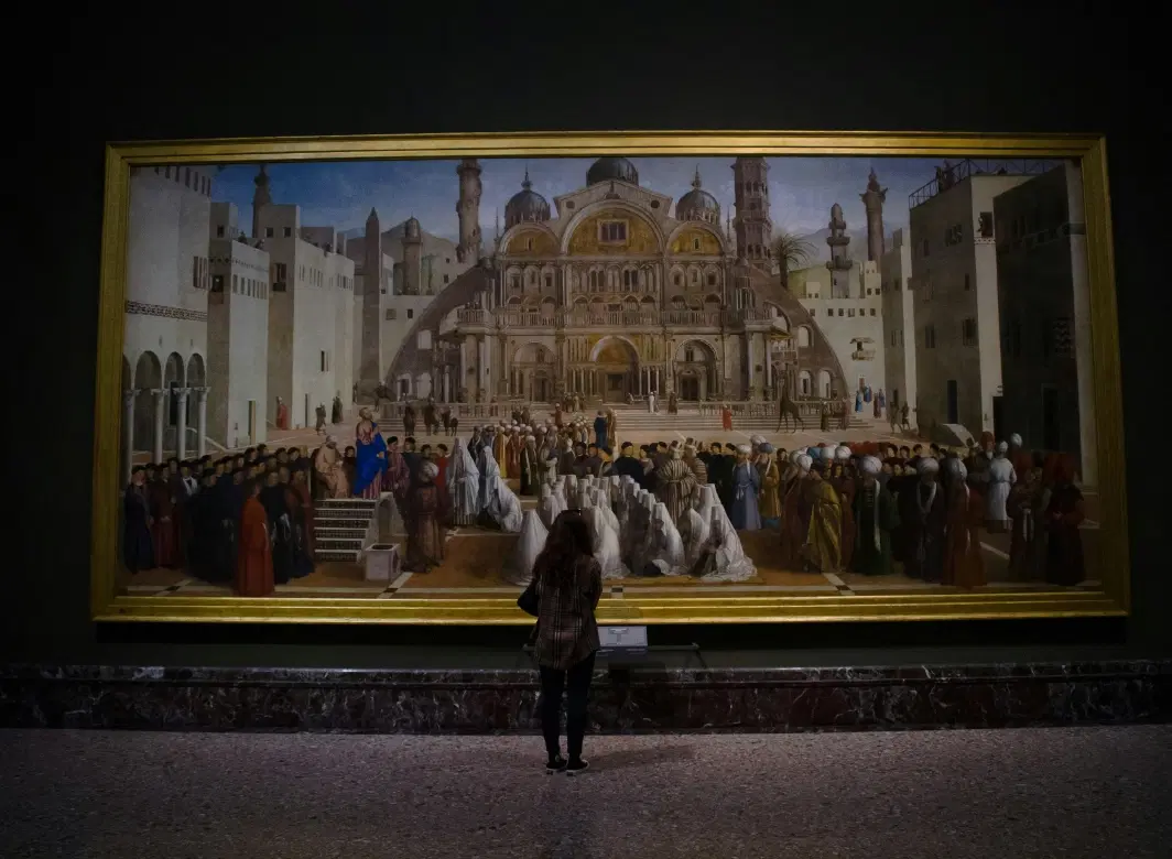 Walking Tour in Milan, discovering Brera’s art and food culture through its lively streets.