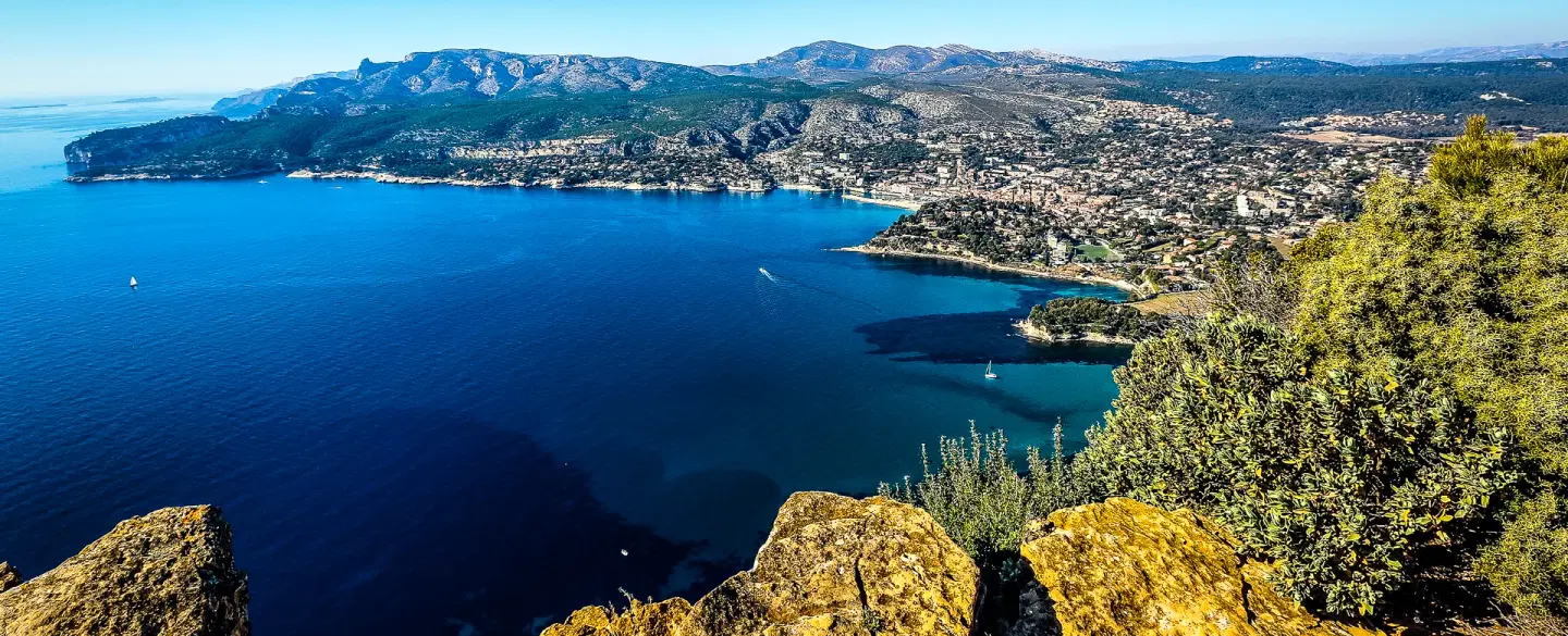 Day Trip in Provence through Marseille, Cassis, Calanques boat tour, Route des Crêtes, wine tasting.