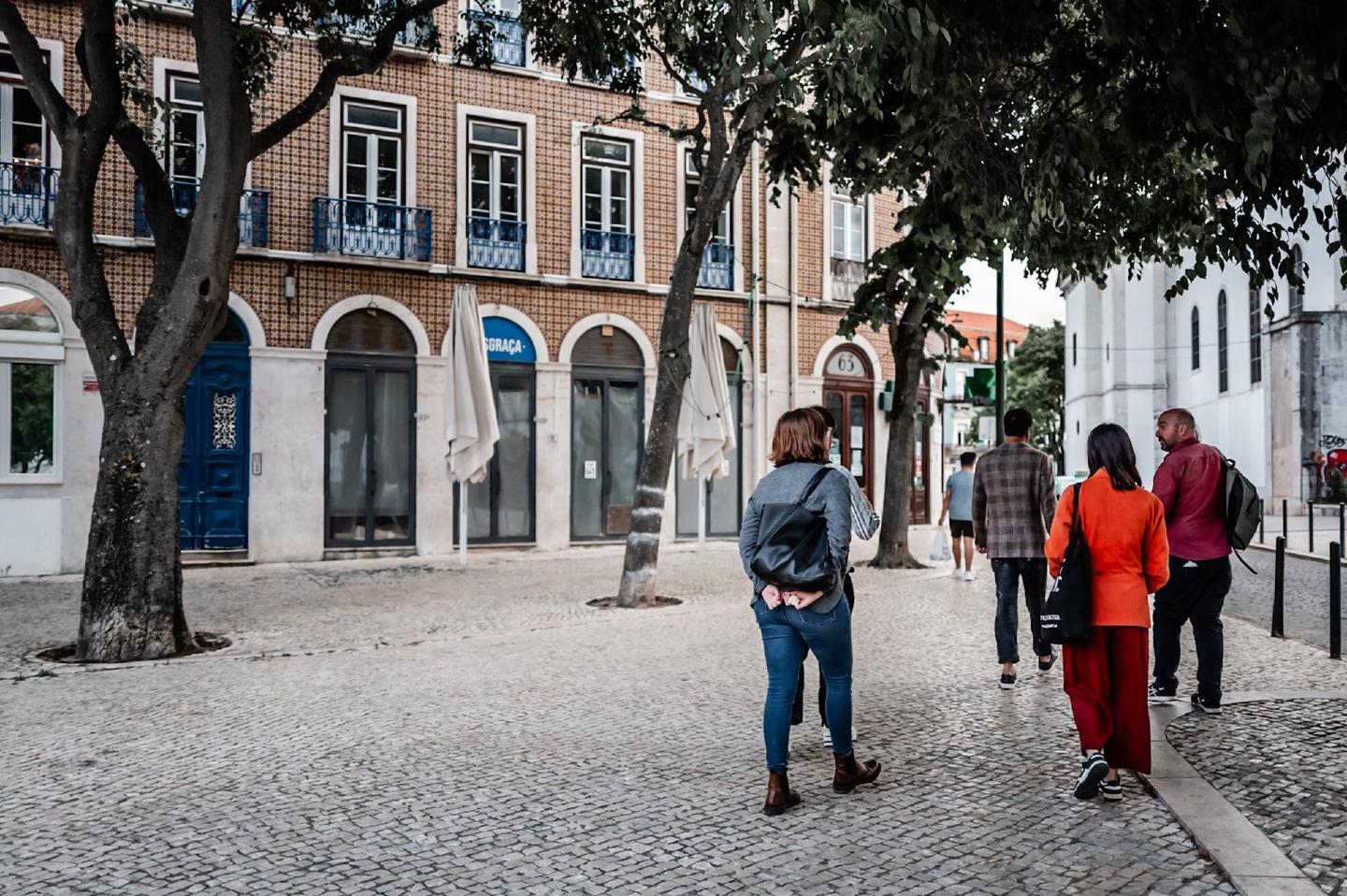 7-day itinerary in Portugal exploring history & culture in Lisbon, Mafra, Ericeira, Setúbal, Évora.