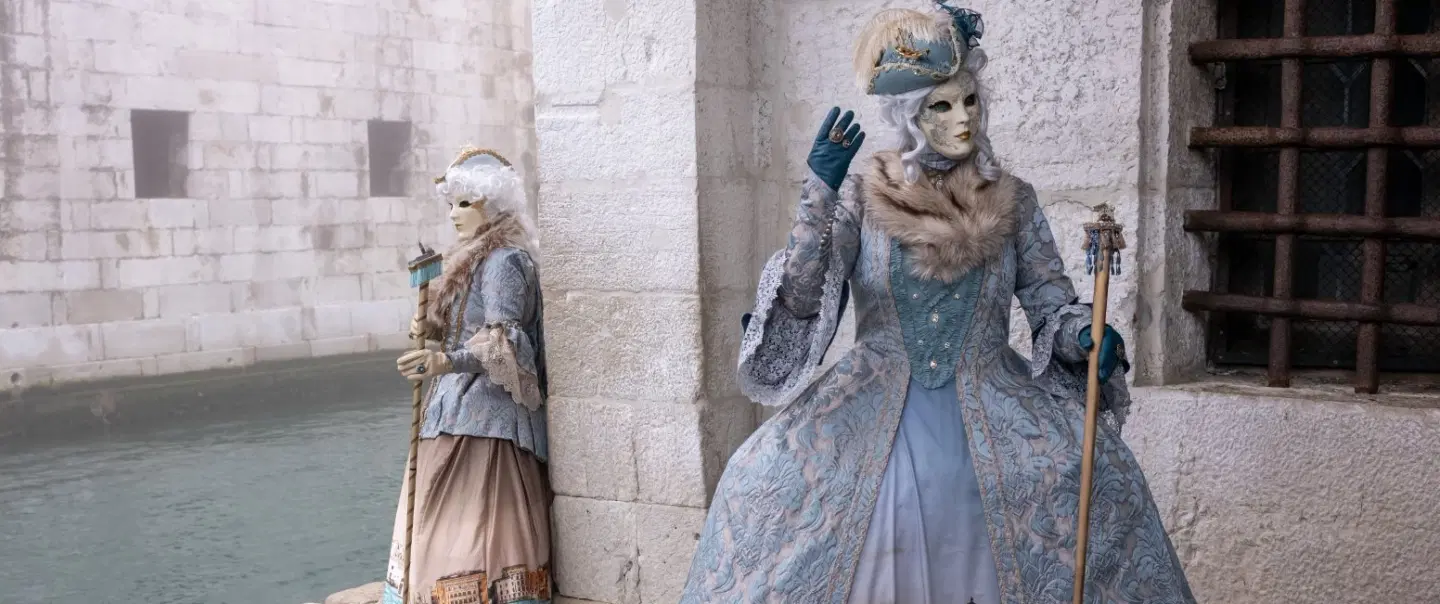 Venice Carnival Photography Workshop led by photographer with costumed masks & masqueraders, 3 days.