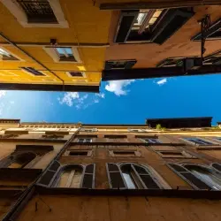 Rome Between The Streets