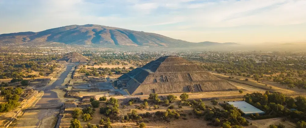 Day Trip to Teotihuacan from Mexico City with early access, private transport, historian-led tour. 