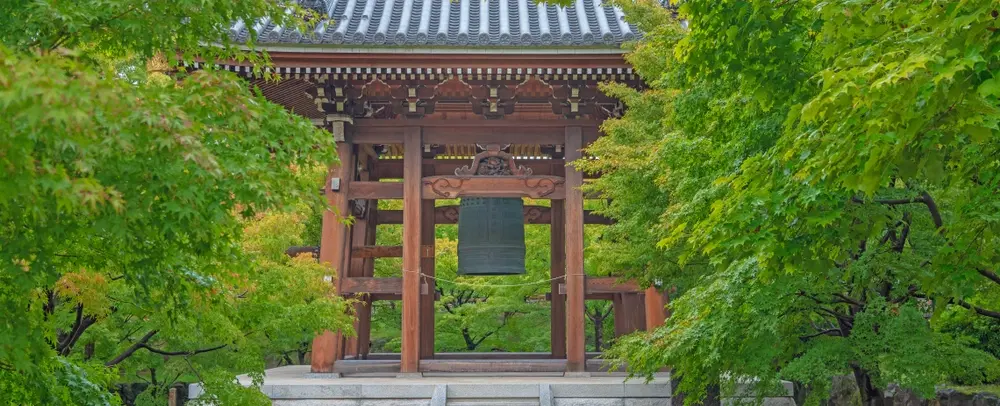 Cultural Tour in Kyoto: Zen beauty & meaning from Ginkaku-ji to Higashiyama via Philosopher’s Path.