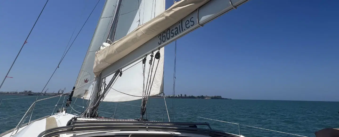 Sailing in the Bay of Cádiz