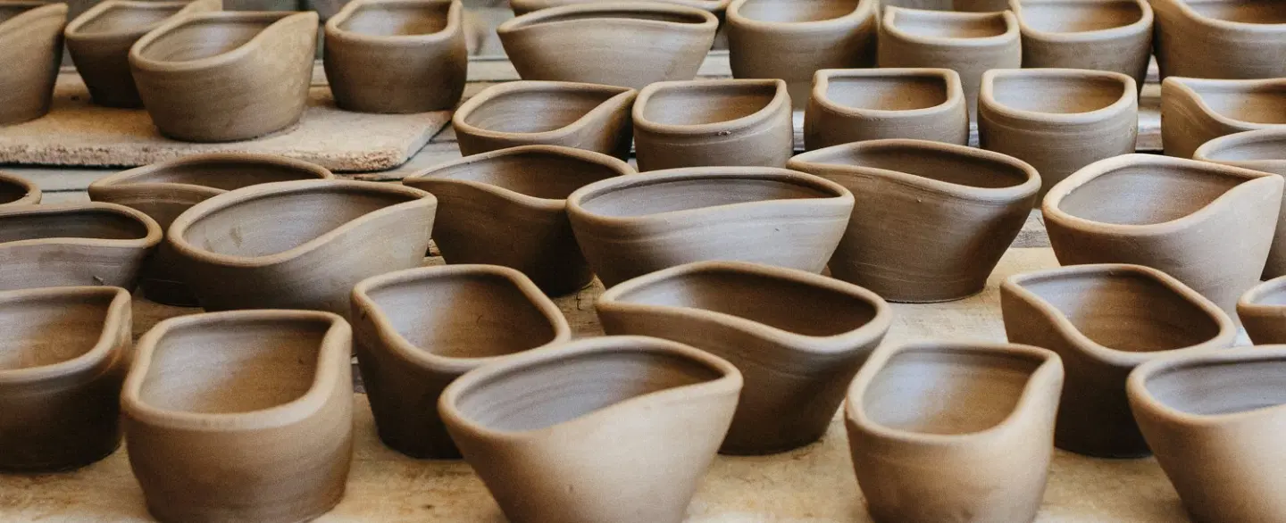 Pottery Workshop in Douro Valley: Meet the last masters of UNESCO-listed Bisalhães black pottery.