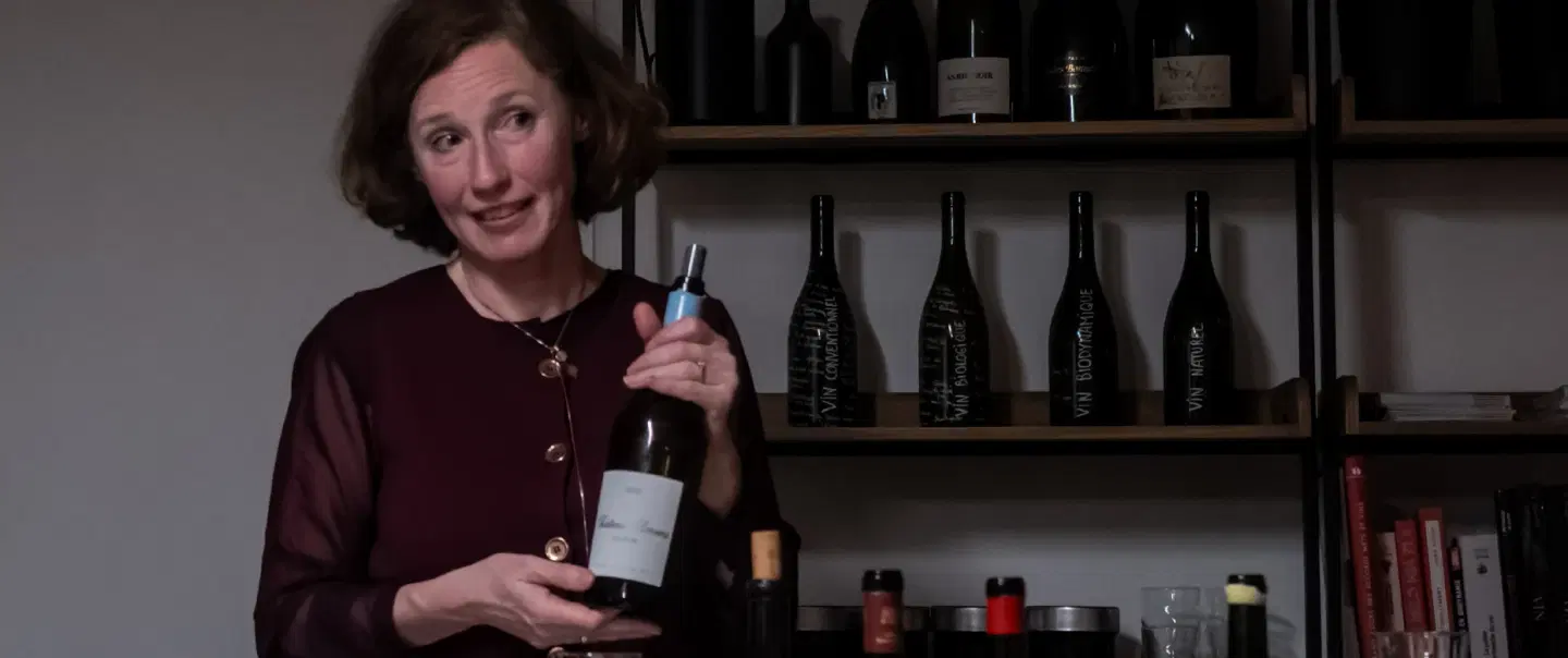 Wine Masterclass in Bordeaux led by a WSET Level 4 specialist tasting five top regional wines.