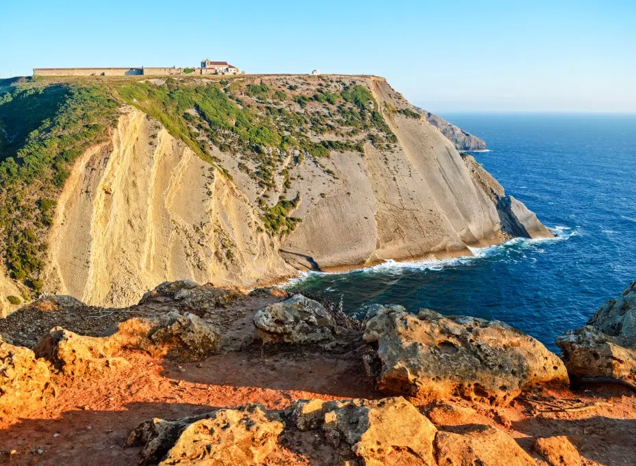 Hiking Tour along Setúbal beaches from Bicas Beach to Espichel Cape - a day trip from Lisbon.