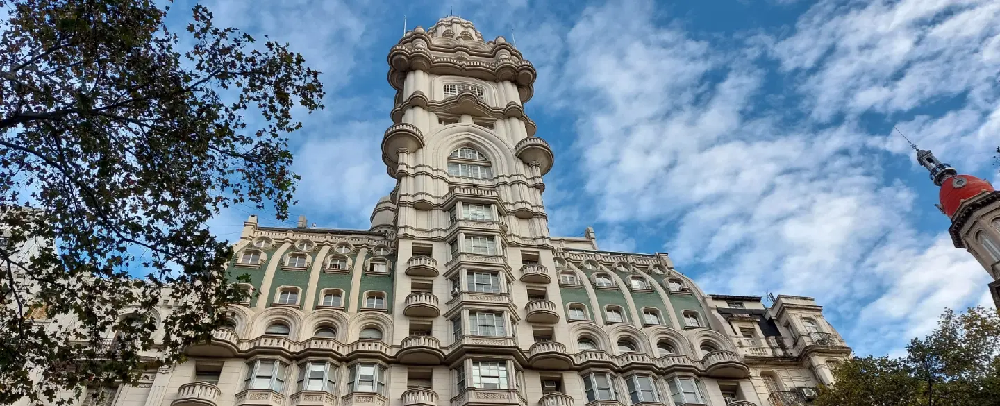 Architecture Walking Tour in Buenos Aires: Belle Époque façades, Avenida de Mayo & Palacio Barolo.