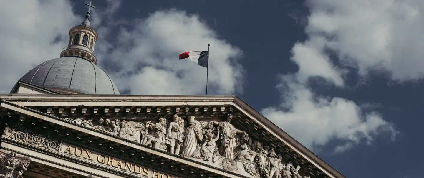 History Walking Tour in Paris about Nazi occupation led by a novelist & expert in Holocaust studies.