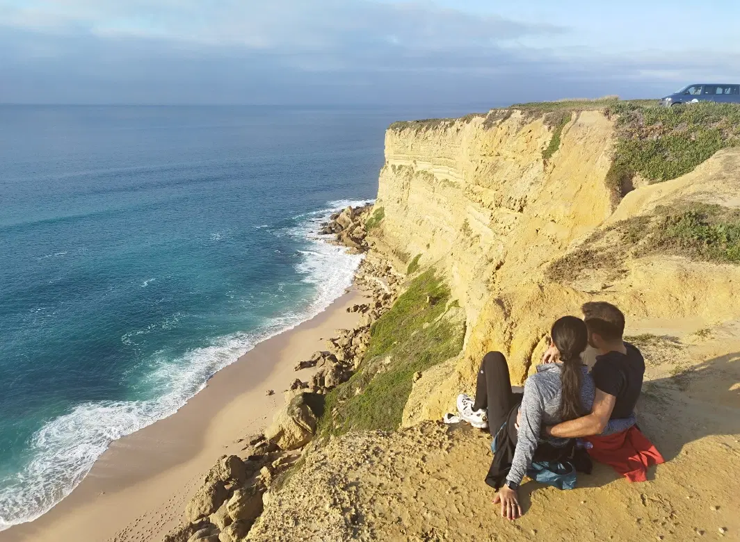 Day Trip Setúbal from Lisbon to Cabo Espichel in Arrábida with dinosaur cliffs, beaches, and hike.