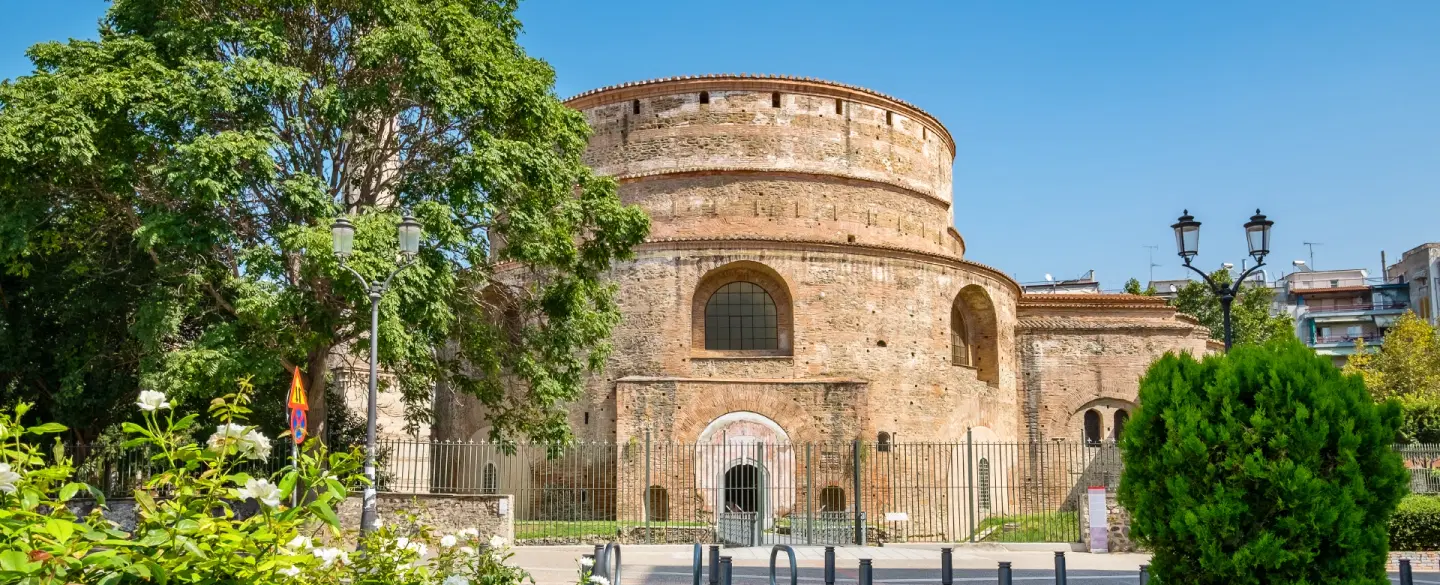History Tour in Thessaloniki, uncovering Roman, Byzantine and Ottoman legacies over centuries.