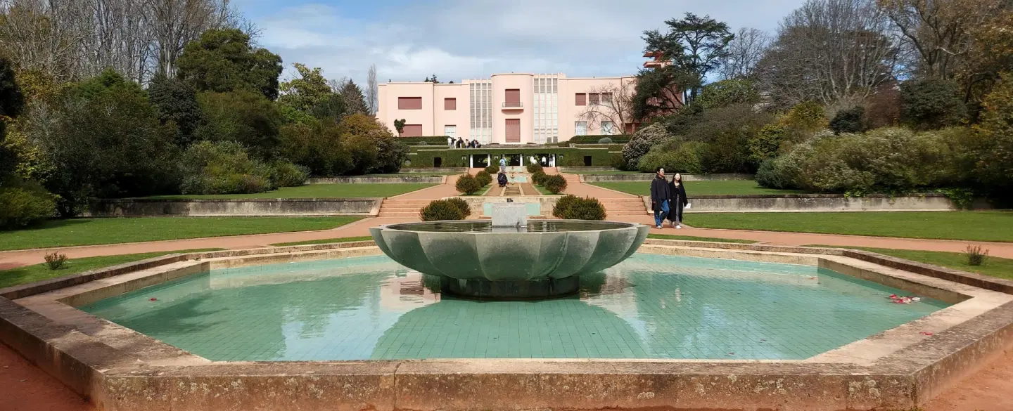 Serralves: Form & Landscape