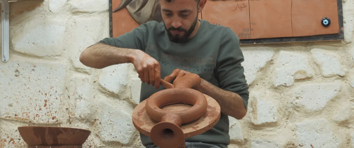 Art Tour in Cappadocia with carpet weaving, pottery demo, Ebru marbling, and local artisan visits.