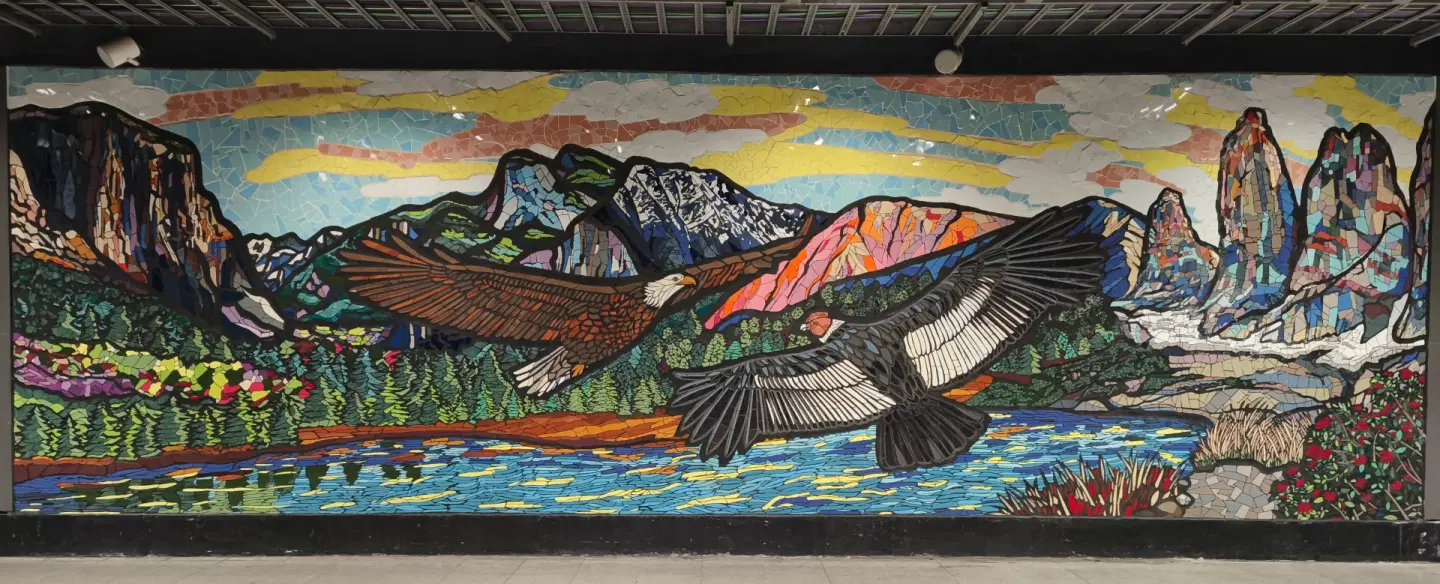 Art Tour in Puente Alto, Chile with artist-led mosaic walk, street murals and cultural storytelling.