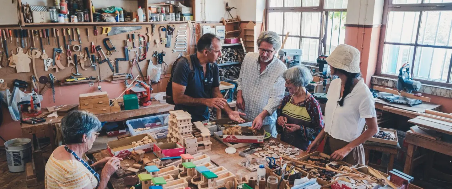 Crafts Tour in Alte, Algarve with local artisans, wood & cane workshops, village walk, cake tasting.