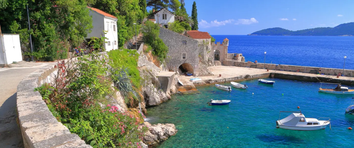 Family-Friendly Nature Walking Tour near Dubrovnik: Trsteno Botanic Garden, olive oil mill, picnic.