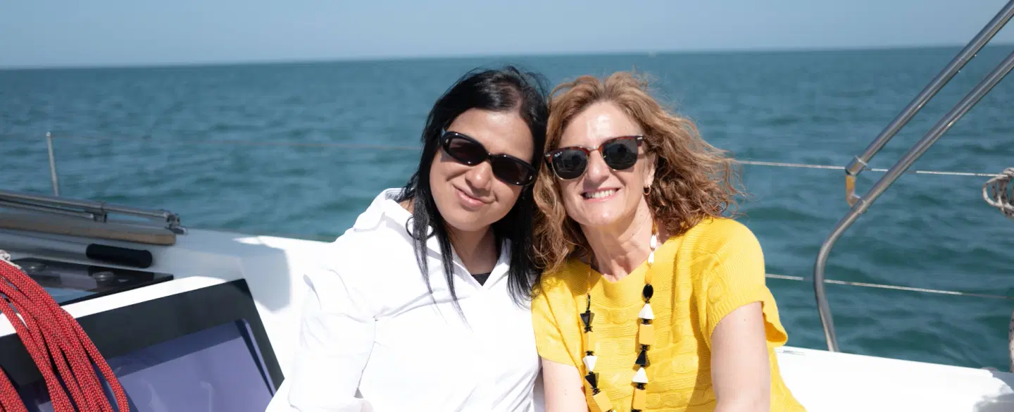 Boat and Walking Tour of Cádiz with historic center stroll, private sail, local wines and sea views.