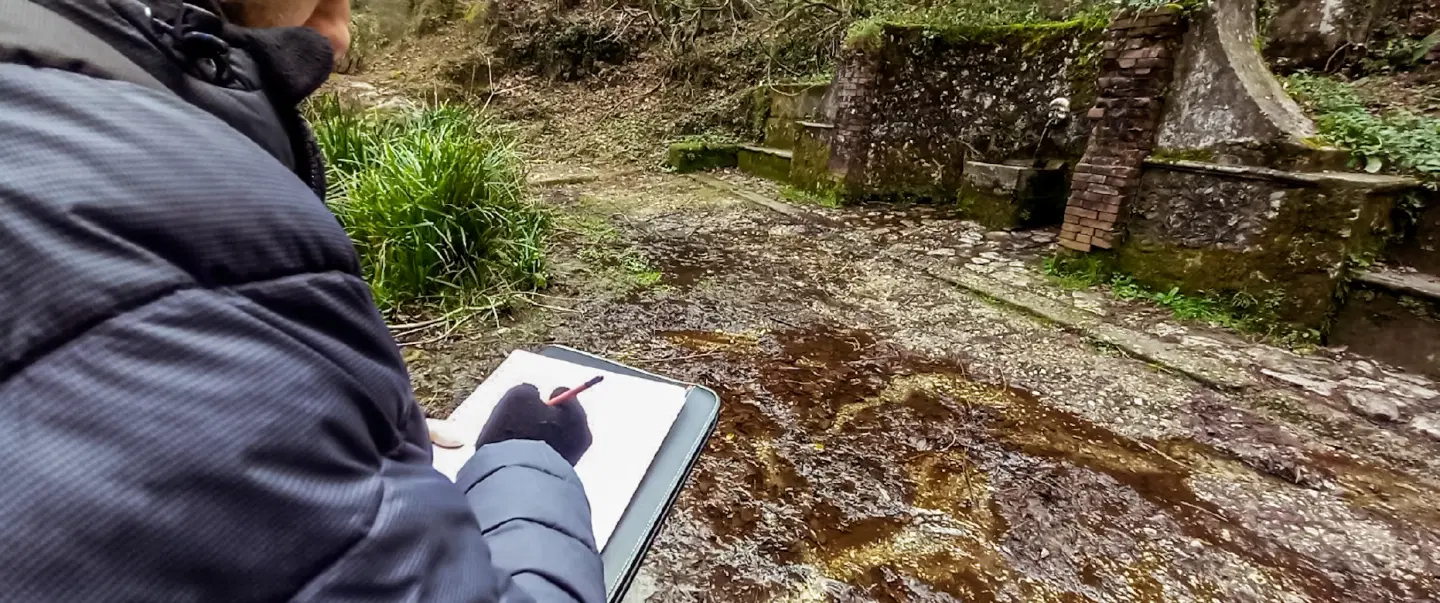 Craft Workshop in Vietri, near Naples, sketching the landscape and creating a beautiful majolica.