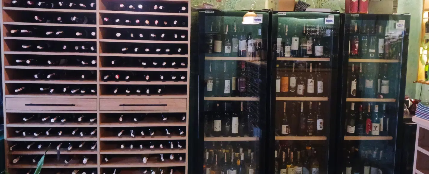 Advanced Wine Tasting in Istanbul exploring Turkey’s top regions, rare grapes, historic terroirs.