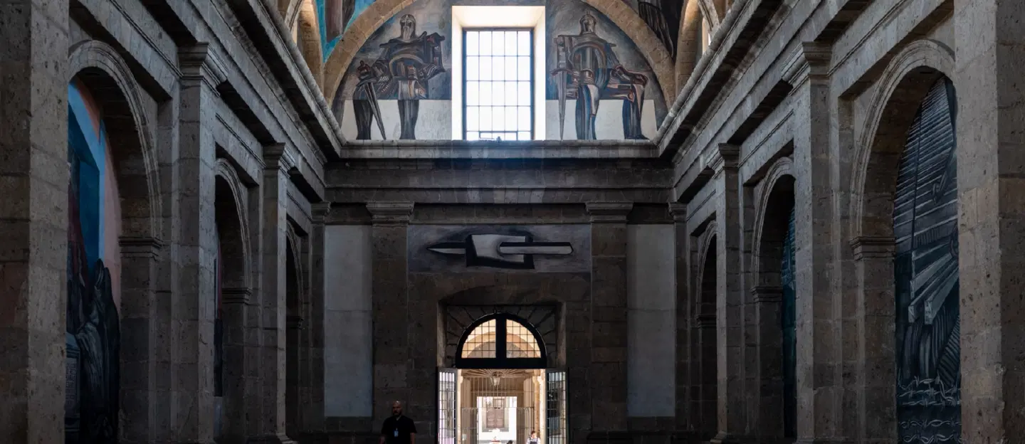 Orozco Mural Tour in Guadalajara: Hospicio Cabañas, Government Palace, MUSA & symbolic insights.