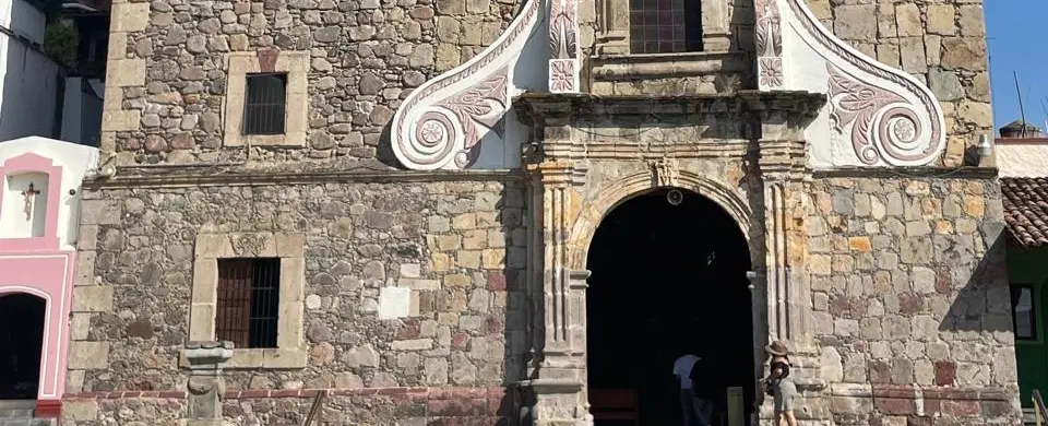 Day Trip from Guadalajara to Lake Chapala to explore its art, culture, landscapes—and a boat ride.