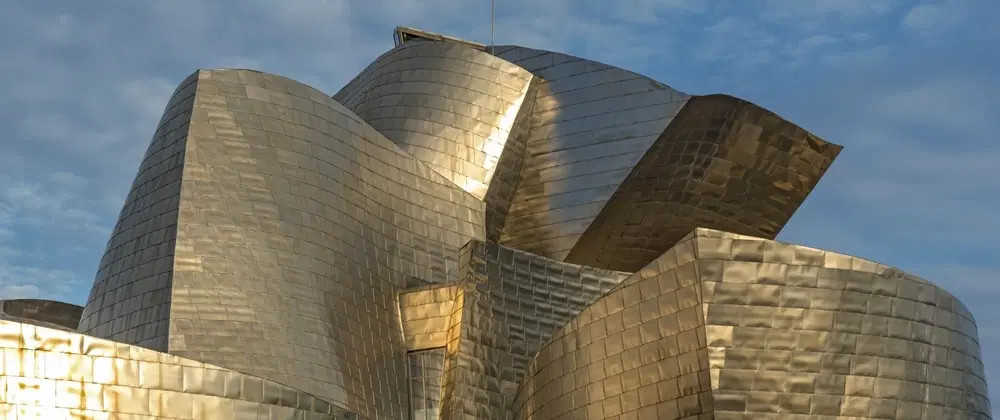 Art Tour in Bilbao: Private Guggenheim visit with expert insight on into the museum’s impact and art