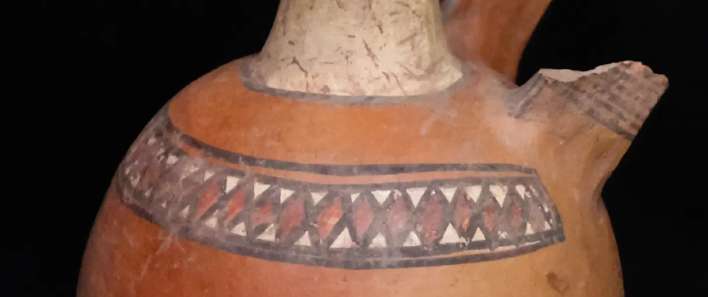 Workshop in Cusco exploring Pre-Columbian ceramics with a local archaeologist and museum visit.